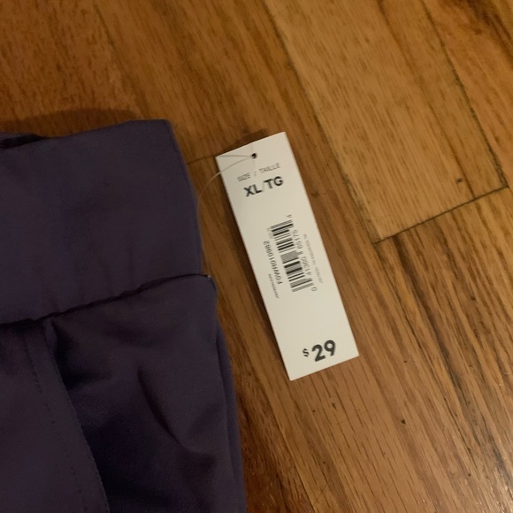 Joe Fresh Cropped Pants - Picture 3 of 5